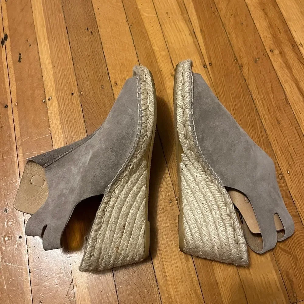 Kanna suede wedge espadrille sandals taupe grey beige double ankle buckle 9.5 41